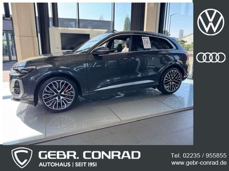 Tamboragrau metallic Neu 2025 Audi SQ5 Ambiente SUV | 94.789 € (Etwas zu teuer) - Bild 1/4