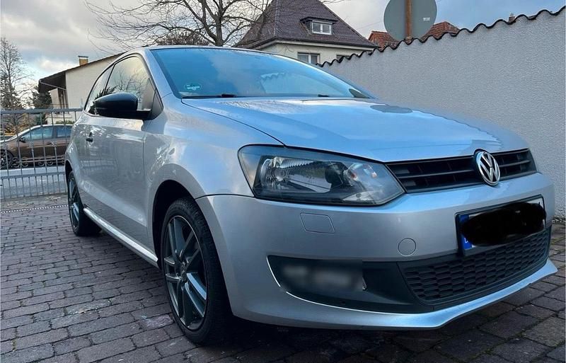 Gebraucht VW Polo 75 PS (55 kW) 2013 Silber Kleinwagen