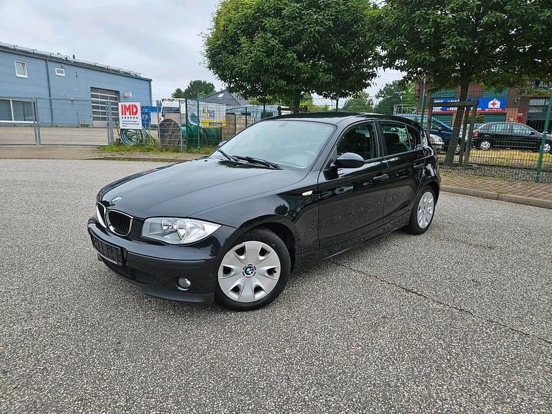 Schwarz Gebraucht 2005 BMW 116 Kleinwagen | 4.499 € - Bild 1/4