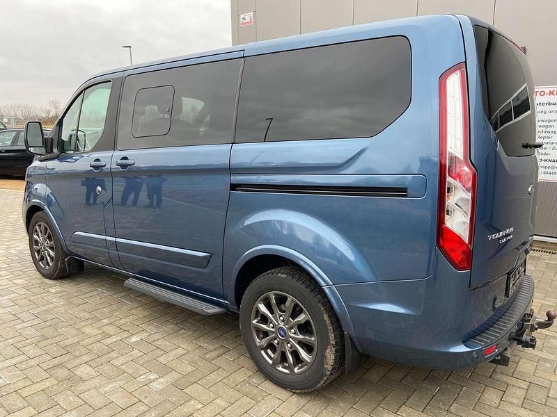 Gebraucht Ford Transit Custom Titanium X 185 PS (136 kW) 2020 Chromablau metallic Van / Kleinbus