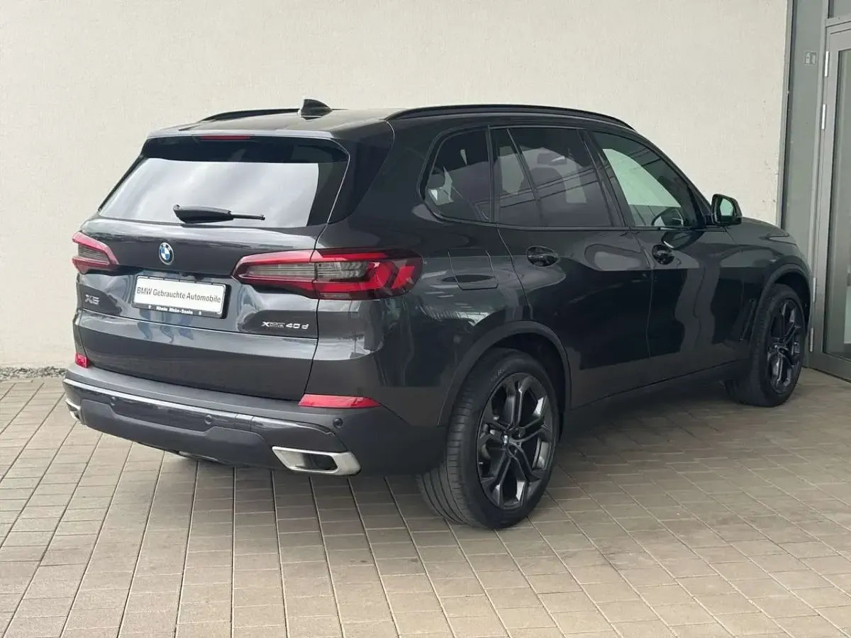 Gebraucht BMW X5 Shadowline 340 PS (250 kW) 2022 Sophistograu brillanteffekt me (metallic) SUV