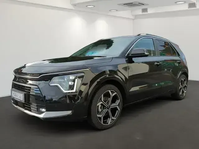 Neu Kia Niro Spirit 129 PS (94 kW) 2025 Schwarz SUV
