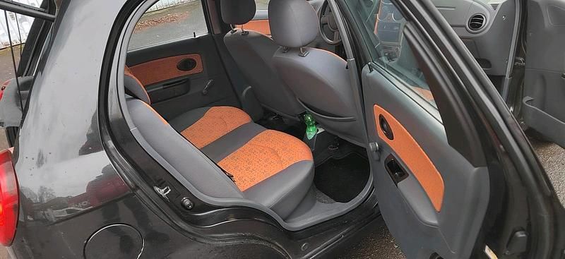 Gebraucht Chevrolet Matiz 49 PS (36 kW) 2008 Schwarz Kleinwagen