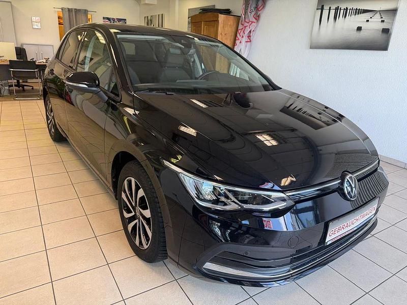 Gebraucht VW Golf VII Active 150 PS (110 kW) 2021 Schwarz Kleinwagen