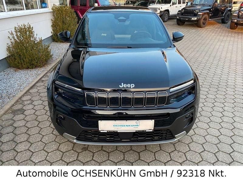 Neu Jeep Avenger Summit 110 PS (80 kW) 2026 Schwarz SUV