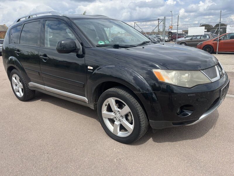 Schwarz Gebraucht 2007 Mitsubishi Outlander Invite SUV | 3.300 € (Teuer) - Bild 1/4