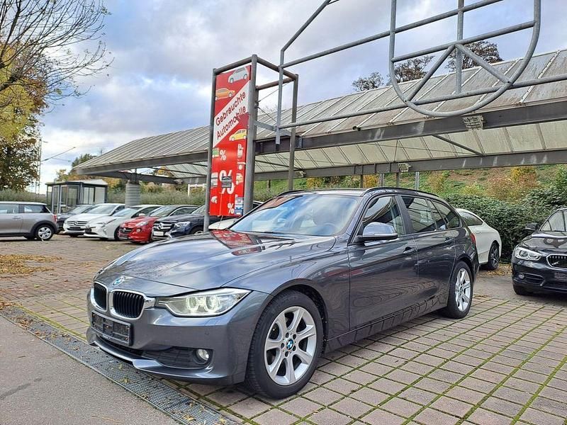 Grau Gebraucht 2014 BMW 320 Sport Line Kombi | 6.750 € (Superpreis) - Bild 1/4
