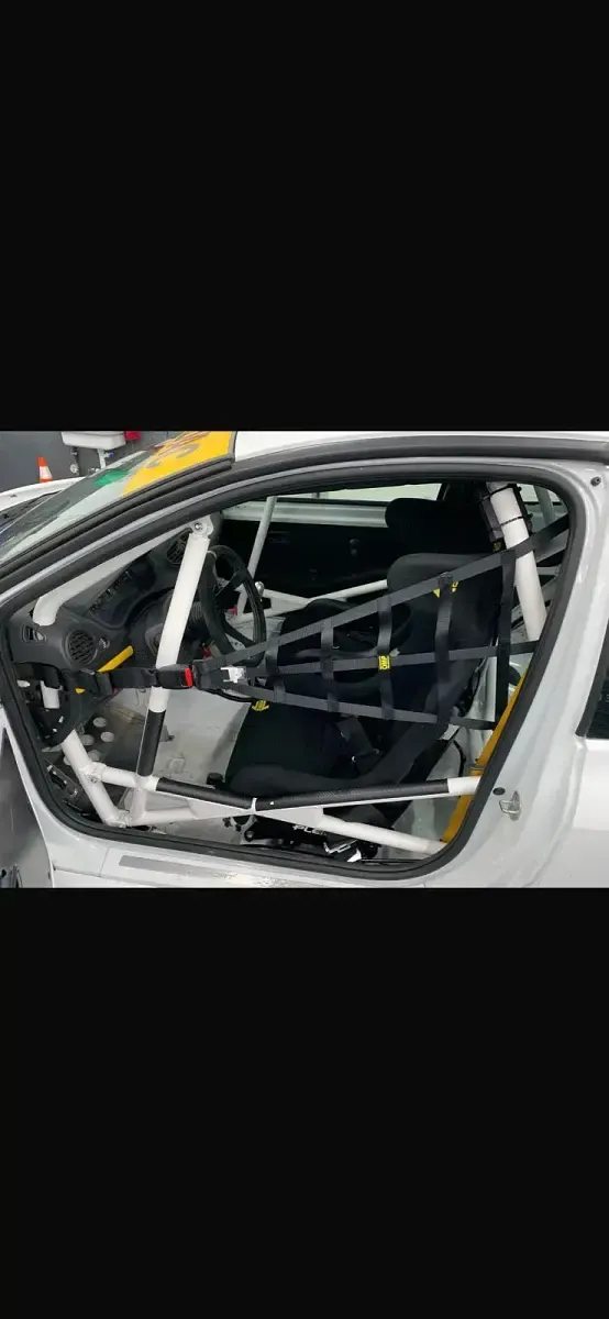 Gebraucht Renault Clio R.S. R.S. 215 PS (158 kW) 2011 Weiß Kleinwagen