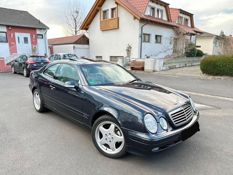 Gebraucht Mercedes CLK230 197 PS (144 kW) 2000 Blau Coupé