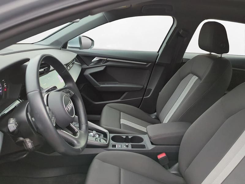 Gebraucht Audi A3 Advanced 150 PS (110 kW) 2022 Florettsilber metallic Limousine