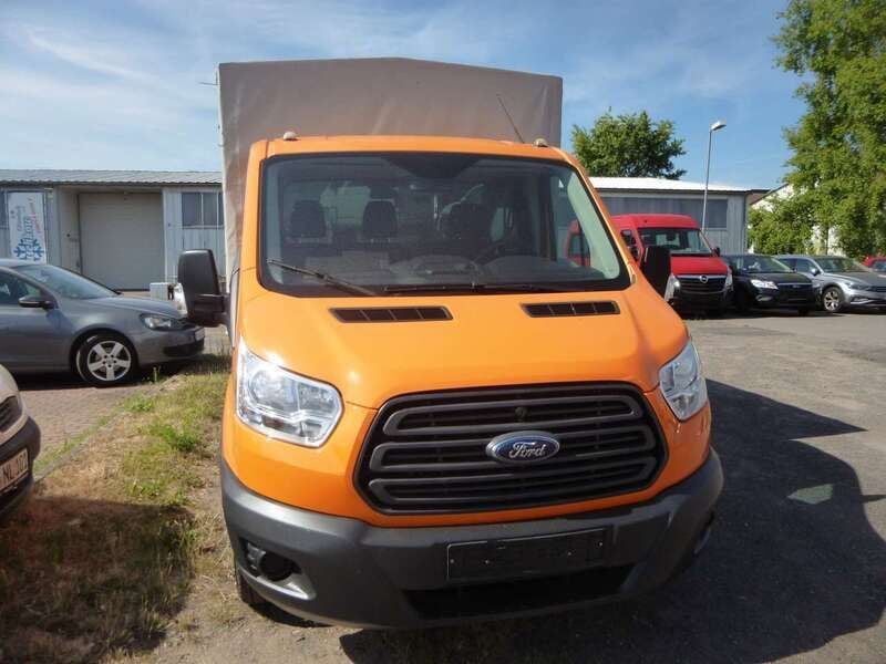 Deep orange Gebraucht 2015 Ford Transit Van / Kleinbus | 11.400 € (Fairer Preis) - Bild 1/4