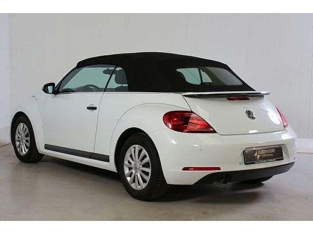 Używany VW Beetle 105 KM (77 kW) 2016 Biały Hatchback