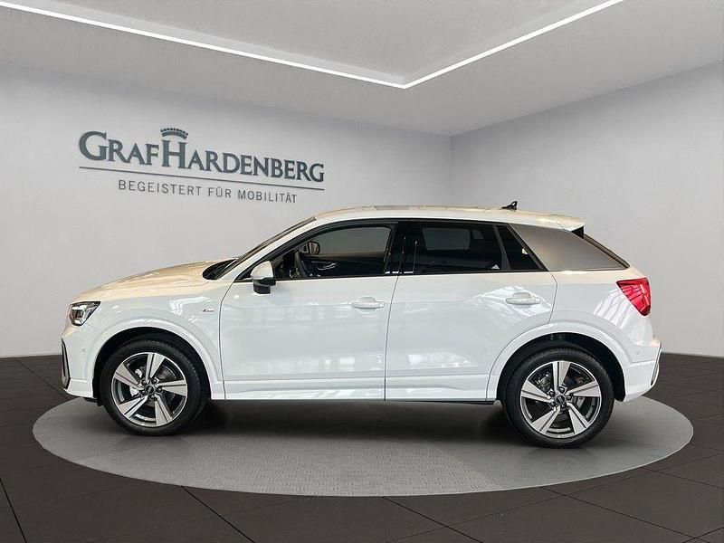 Gebraucht Audi Q2 S-Line 150 PS (110 kW) 2025 Weiß SUV
