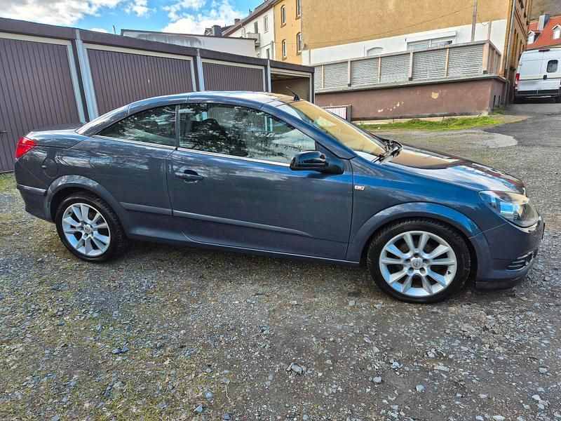 Gebraucht Opel Astra Cabriolet 140 PS (102 kW) 2006 Blau Cabrio