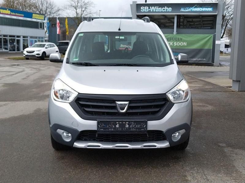 Gebraucht Dacia Dokker Stepway 116 PS (85 kW) 2015 Grau Van / Kleinbus