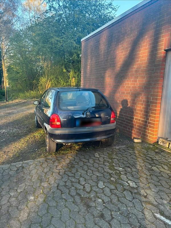 Gebraucht Opel Corsa 60 PS (44 kW) 1998 Blau Kleinwagen