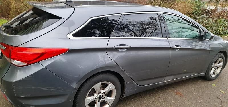 Gebraucht Hyundai i40 2013 Silber Coupé