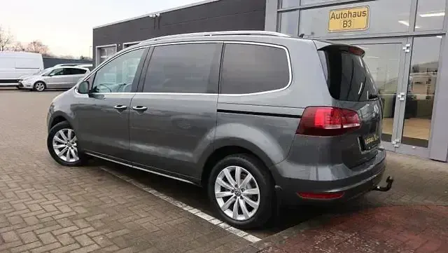 Gebraucht VW Sharan Highline 184 PS (135 kW) 2016 Grau Van / Kleinbus