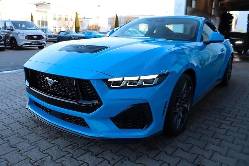 Neu Ford Mustang Fastback 446 PS (328 kW) 2026 Grabberblue metallic Coupé