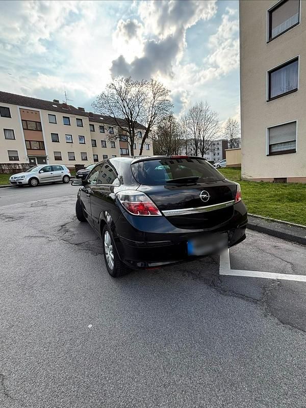 Gebraucht Opel Astra 120 PS (88 kW) 2009 Schwarz Coupé