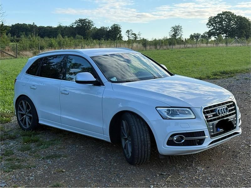 Weiß Gebraucht 2017 Audi SQ5 Competition SUV | 20.900 € (Guter Preis) - Bild 1/4