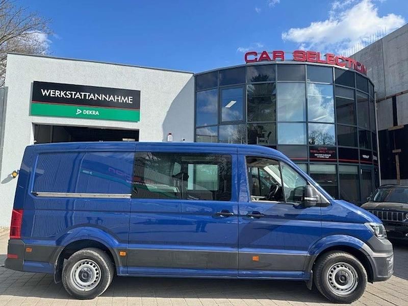 Gebraucht VW Crafter 140 PS (102 kW) 2021 Blau Van