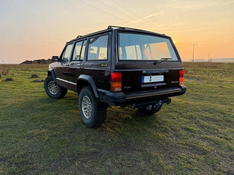 Gebraucht Jeep Cherokee 171 PS (125 kW) 1988 Rot SUV