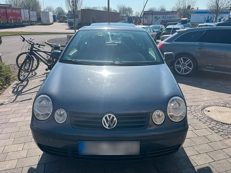 Gebraucht VW Polo 75 PS (55 kW) 2003 Grau Kleinwagen