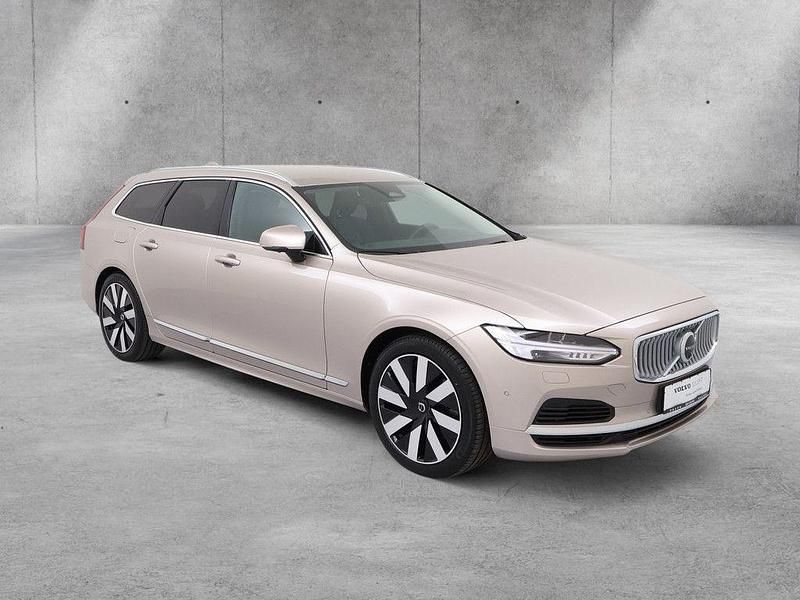 Gebraucht Volvo V90 Plus 398 PS (292 kW) 2025 Beige Kombi