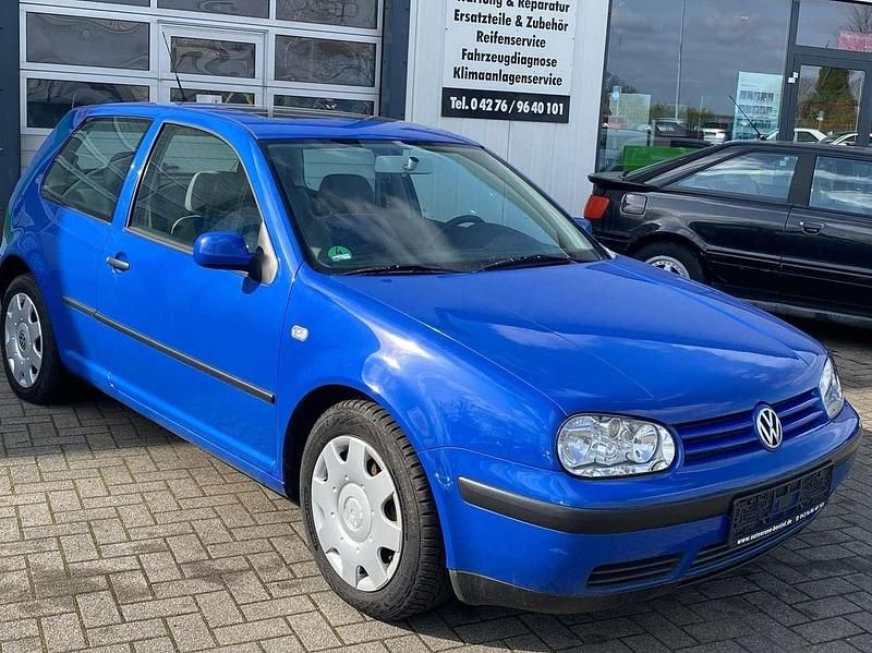Gebraucht VW Golf IV Edition 75 PS (55 kW) 2000 Blau Limousine