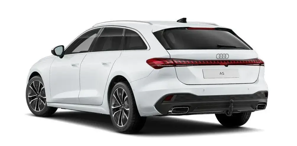 Gebraucht Audi A5 Comfort 204 PS (150 kW) 2025 Gletscherweiß Kombi