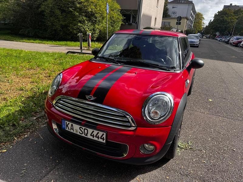 Rot Gebraucht 2012 Mini ONE Kleinwagen | 5.999 € (Etwas zu teuer) - Bild 1/4