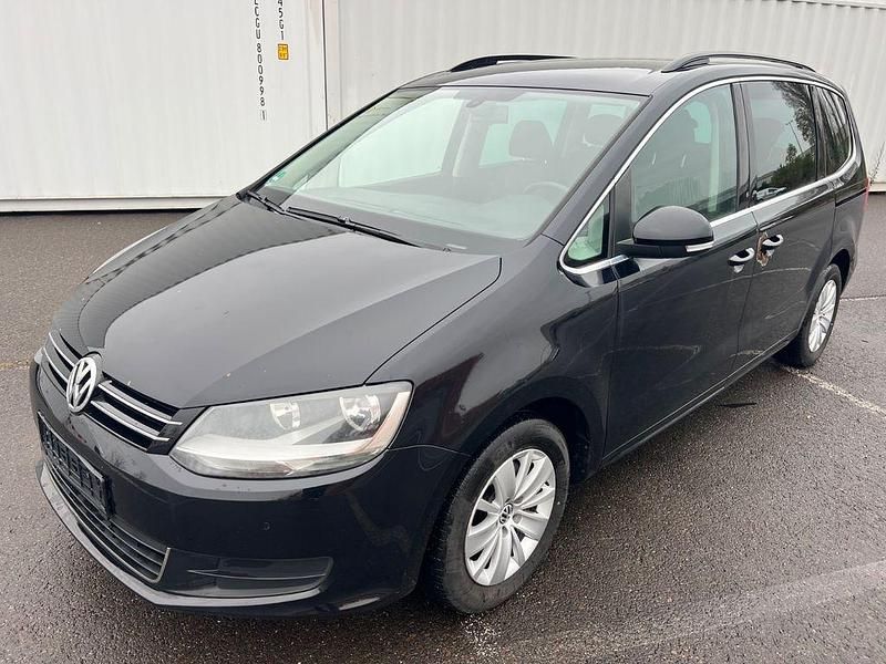 Schwarz Gebraucht 2011 VW Sharan Van / Kleinbus | 5.990 € (Superpreis) - Bild 1/4