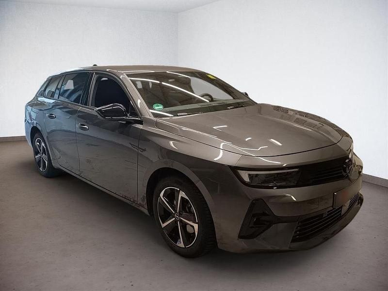 Gebraucht Opel Astra 131 PS (96 kW) 2024 Grau Kombi