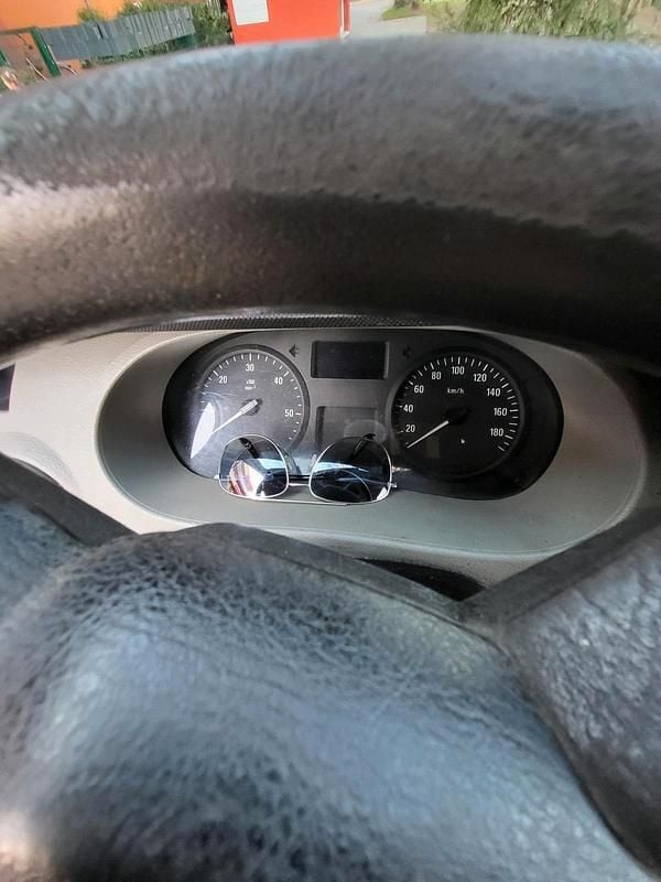 Gebraucht Opel Movano 145 PS (106 kW) 2007 Silber Limousine