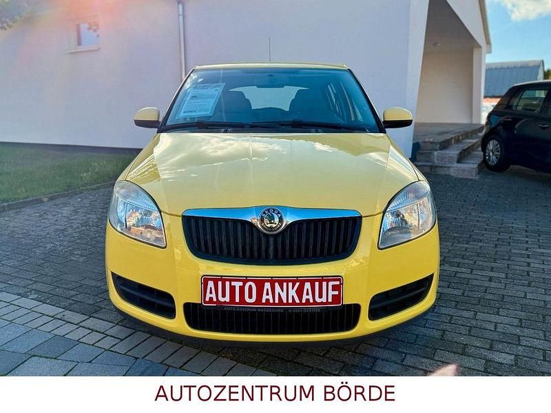 Gebraucht Skoda Fabia 60 PS (44 kW) 2008 Gelb Limousine