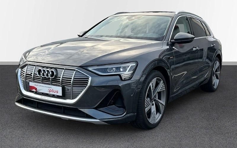 Gebraucht Audi Q8 e-tron S-Line 230 kW (313 PS) 2022 Grau SUV