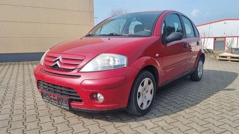 Gebraucht Citroën C3 Comfort 73 PS (53 kW) 2008 Rot Limousine
