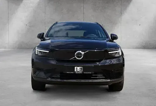 Usata Volvo EX40 Core 175 kW (238 CV) 2023 Nero SUV