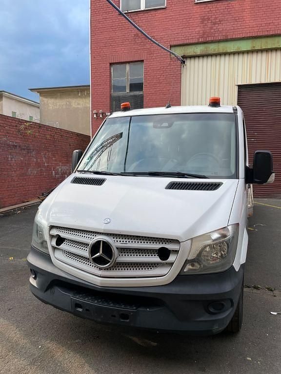 Weiß Gebraucht 2015 Mercedes Sprinter Van | 13.500 € (Etwas zu teuer) - Bild 1/4