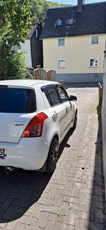 Gebraucht Suzuki Swift Comfort 92 PS (67 kW) 2008 Weiß Kleinwagen