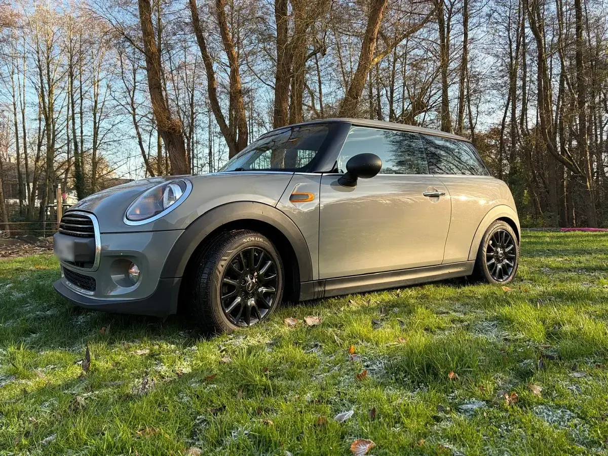 Usata Mini Cooper 75 CV (55 kW) 2018 Grigio Utilitaria