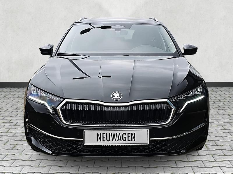 Neu Skoda Octavia Selection 150 PS (110 kW) 2025 Blackmagic perleffekt Kombi