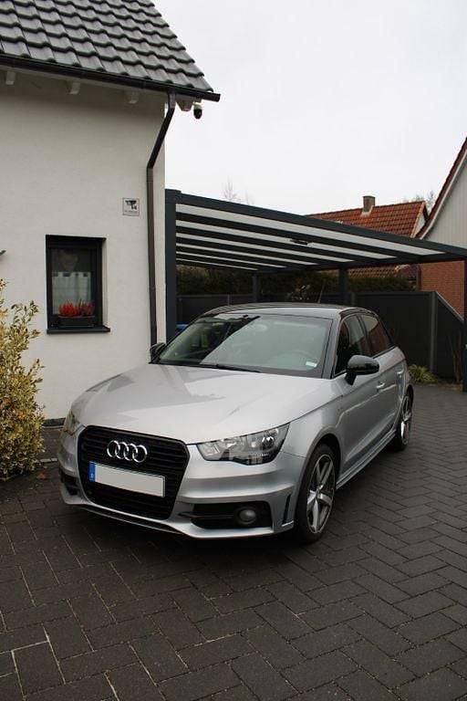 Gebraucht Audi A1 Sportback S-Line 86 PS (63 kW) 2015 Silber Kleinwagen