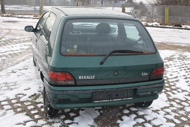 Gebraucht Renault Clio R.S. 54 PS (39 kW) 1996 Grün metallic Kleinwagen