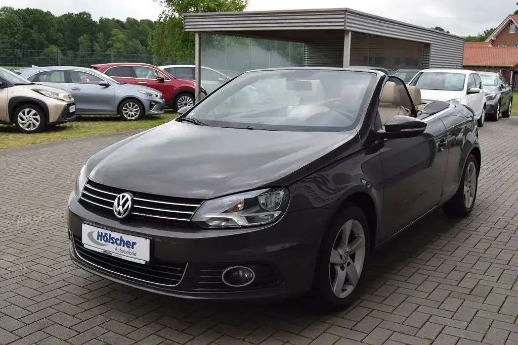 Gebraucht VW Eos Exclusive 211 PS (155 kW) 2011 Braun Cabrio