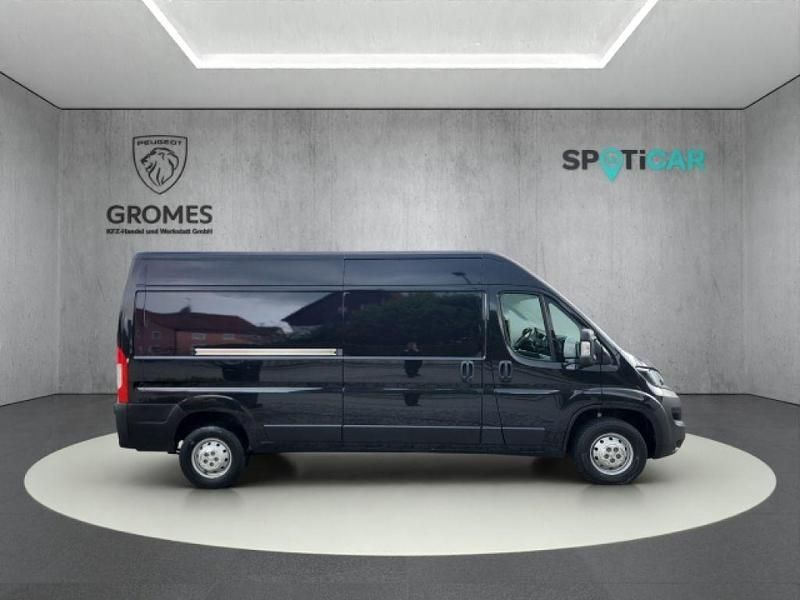 Gebraucht Peugeot Boxer Premium 165 PS (121 kW) 2023 Grau metallic (metallic) Van
