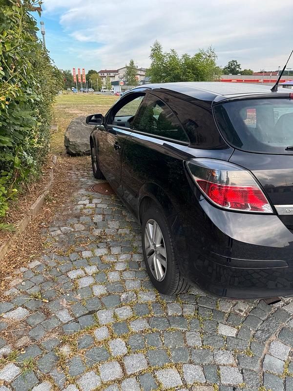 Gebraucht Opel Astra GTC 120 PS (88 kW) 2008 Schwarz Coupé
