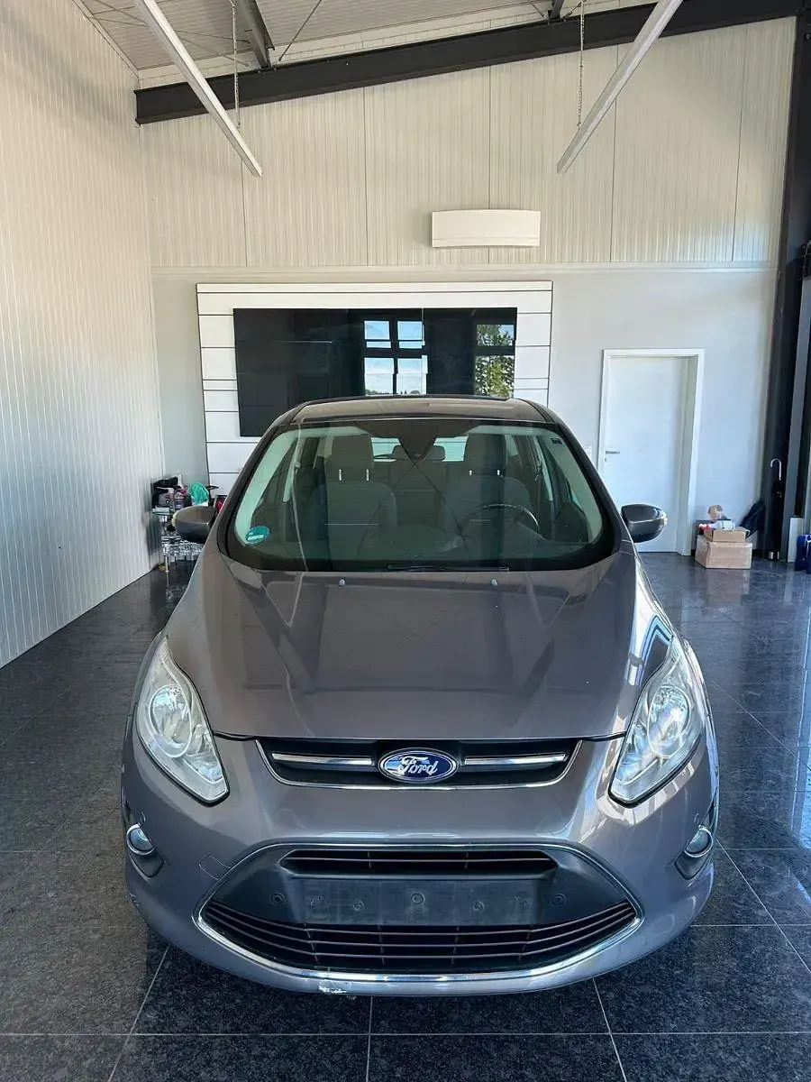 Gebraucht Ford C-MAX Champions Edition 101 PS (74 kW) 2013 Braun Van / Kleinbus