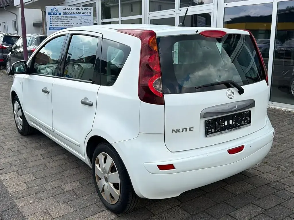 Gebraucht Nissan Note Acenta 88 PS (64 kW) 2012 Weiß Kleinwagen
